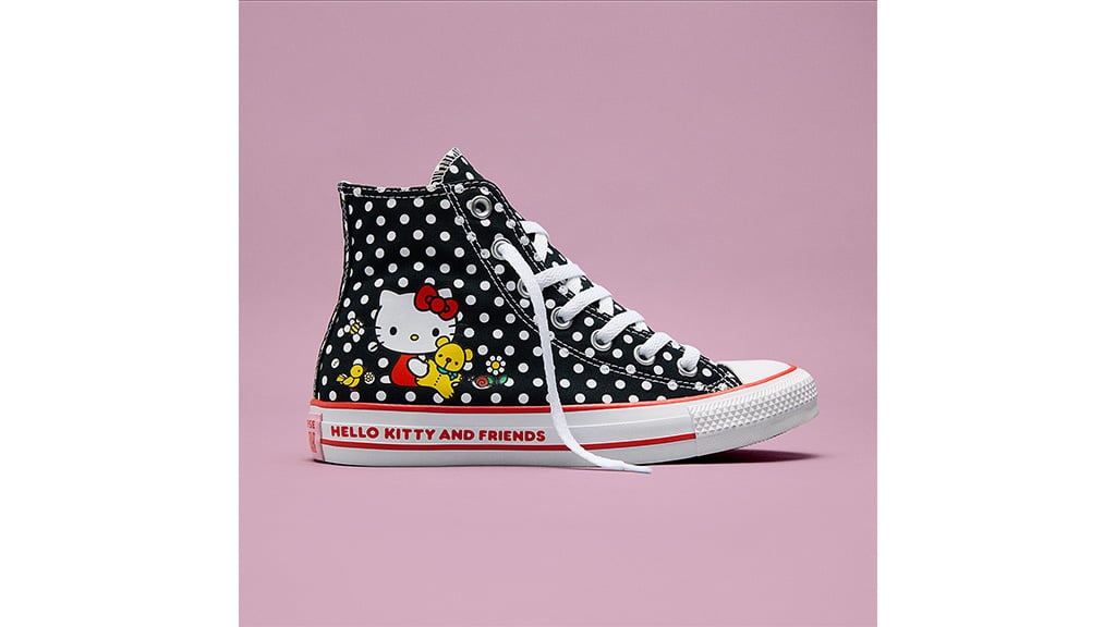 Ta nowa kolekcja Hello Kitty Converse jest urocza od stóp do głów