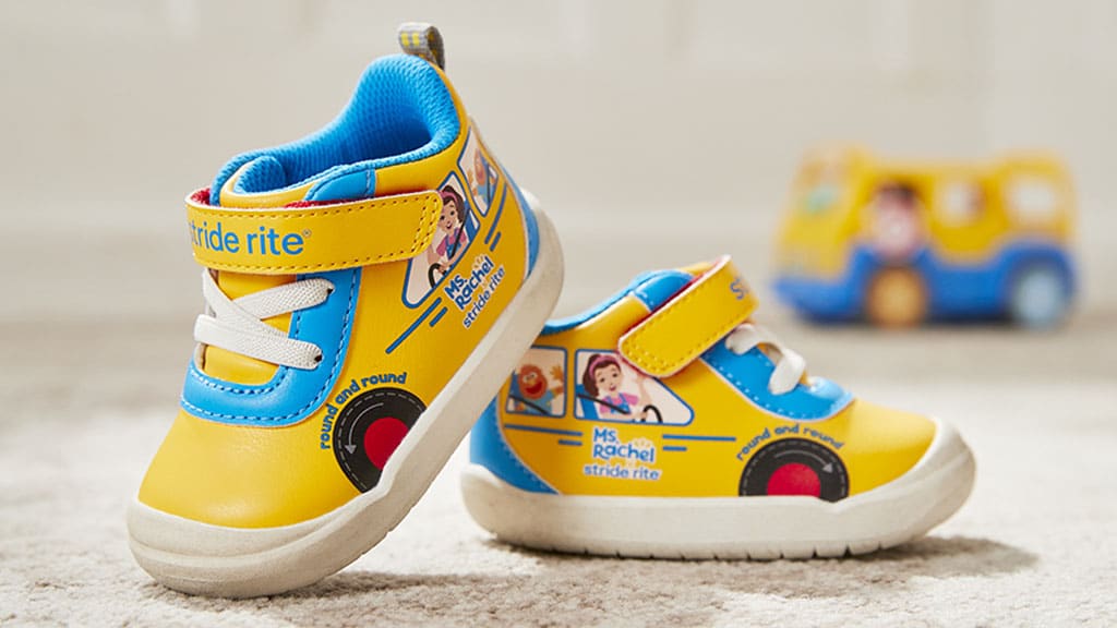 Każdy krok to doświadczenie edukacyjne z kolekcją butów Stride Rite Ms. Rachel