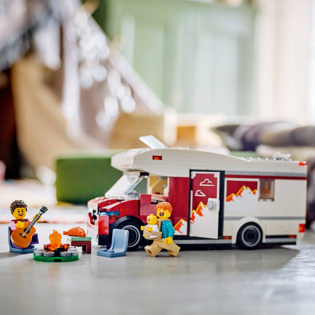 LEGO® City: Kamper na wakacyjne przygody (60454) kép 3