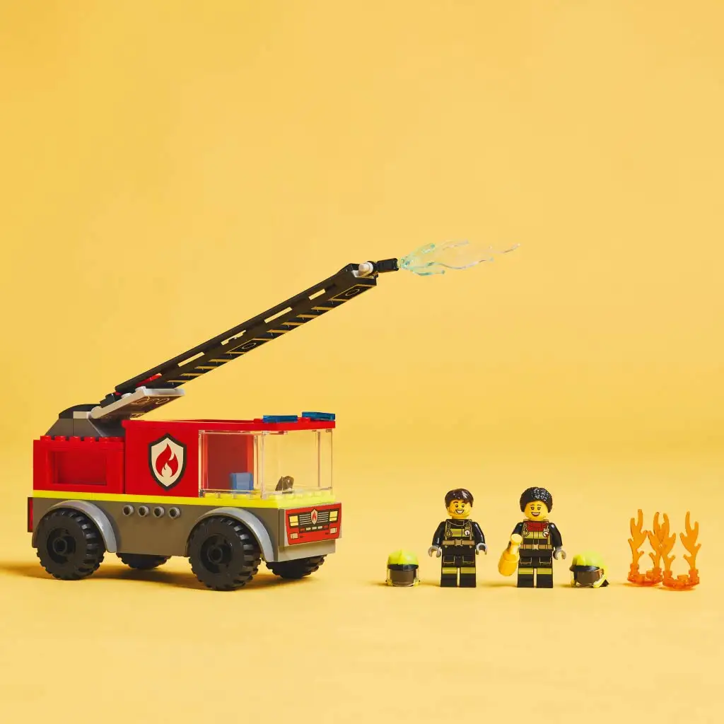 LEGO® City: Wóz strażacki z drabiną (60463) kép 3