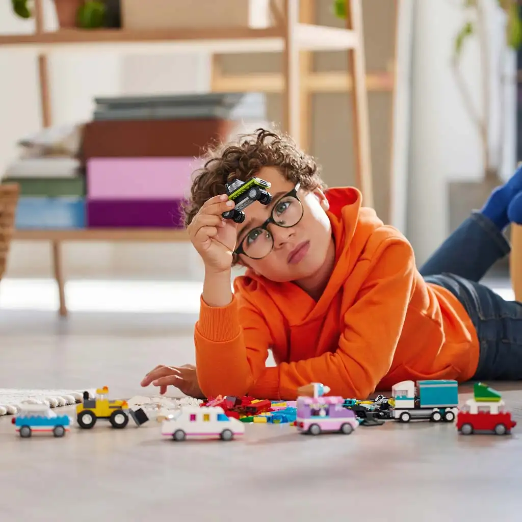 LEGO® Classic: Kreatywne pojazdy (11036) kép 4