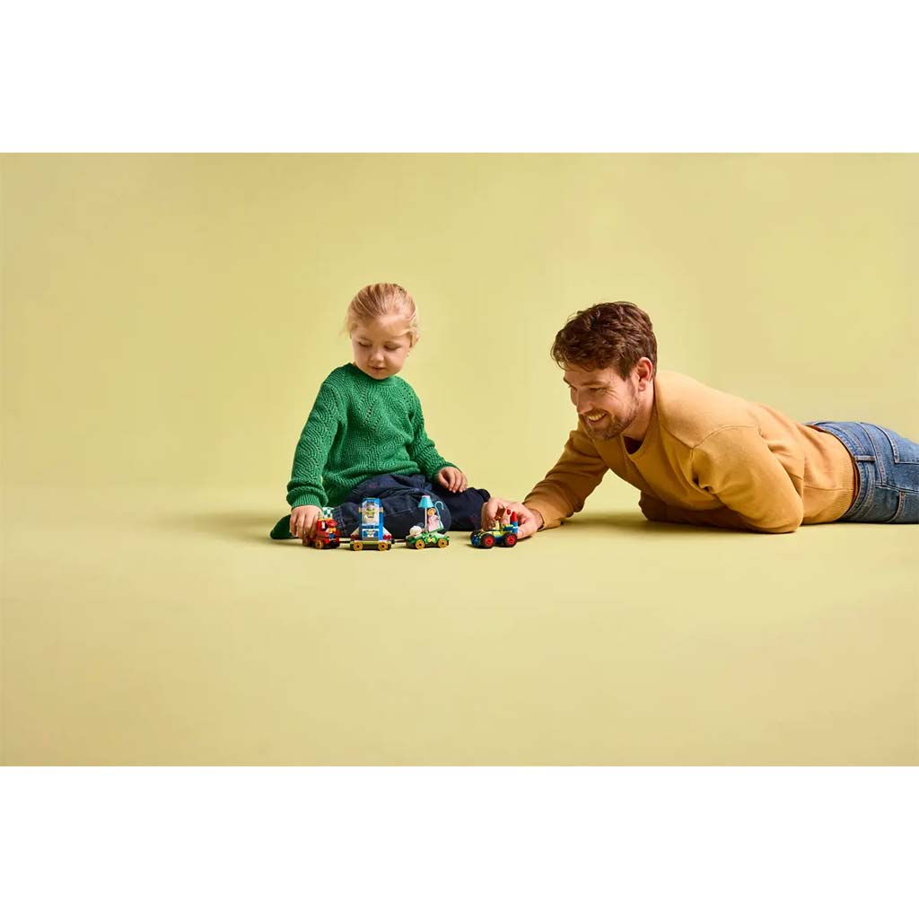 LEGO® Disney: Świąteczny pociąg Toy Story i wyścigówka RC (43264) kép 7