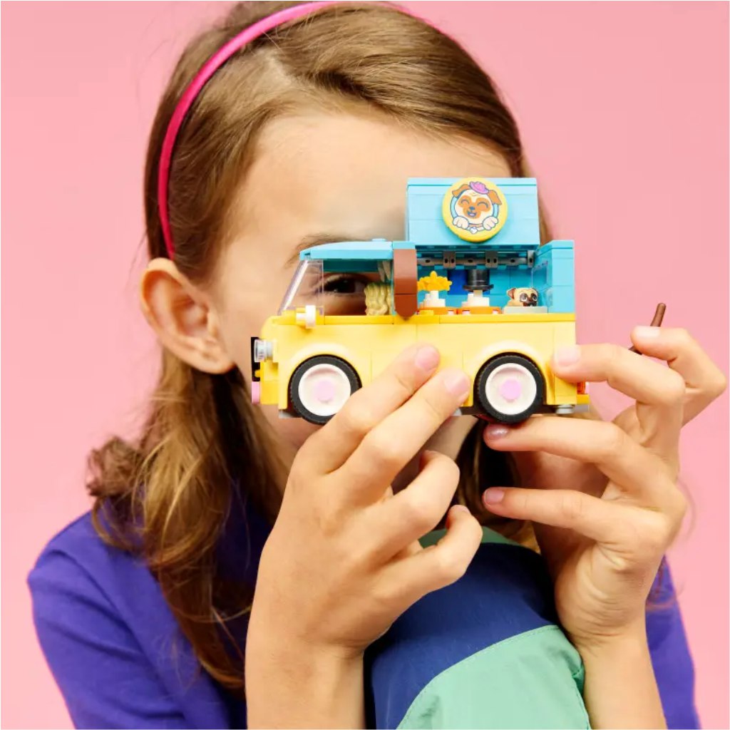 LEGO® Friends: Mała ciężarówka z akcesoriami dla zwierząt (42678) kép 4