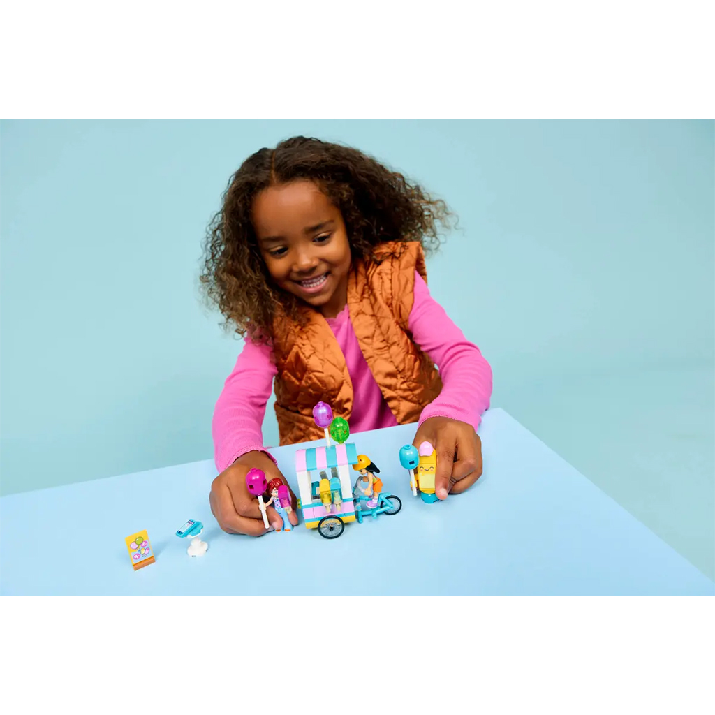 LEGO® Friends: Sprzedawca lodów i balonów (42692) kép 6