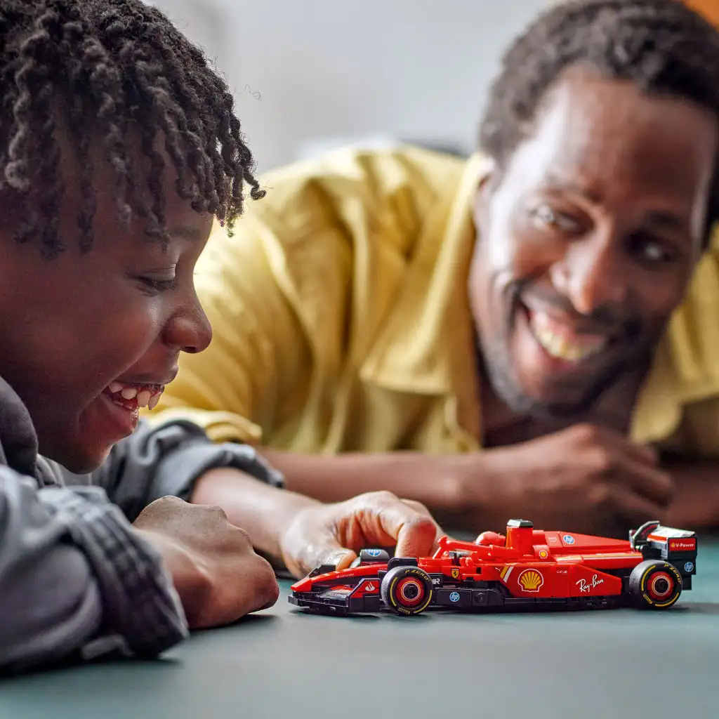 LEGO® Speed Champions: Ferrari SF-24 F1® samochód wyścigowy (77242) kép 4