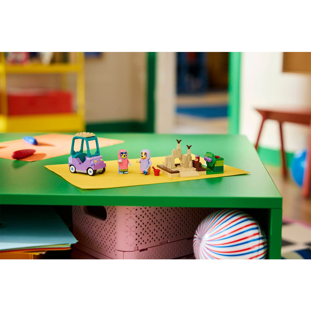 LEGO® Bluey™: Babcie z Bingiem i Blueyem (11216) kép 10