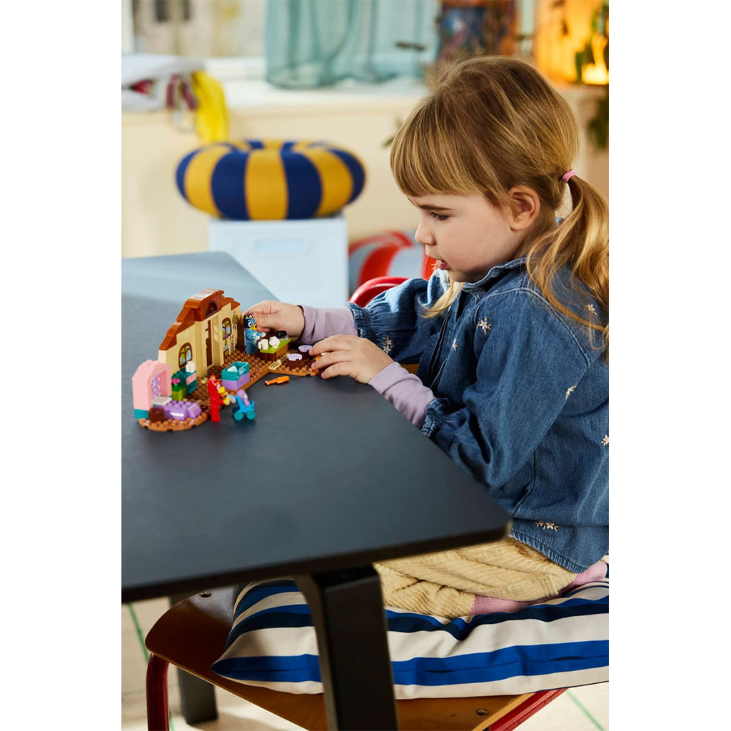 LEGO® Bluey™: Rusty i Bluey w szkole (11221) kép 11