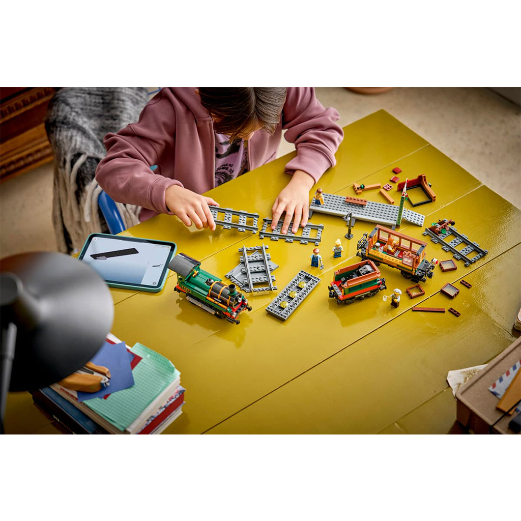 LEGO® City: Nostalgiczna lokomotywa parowa (60511) kép 6