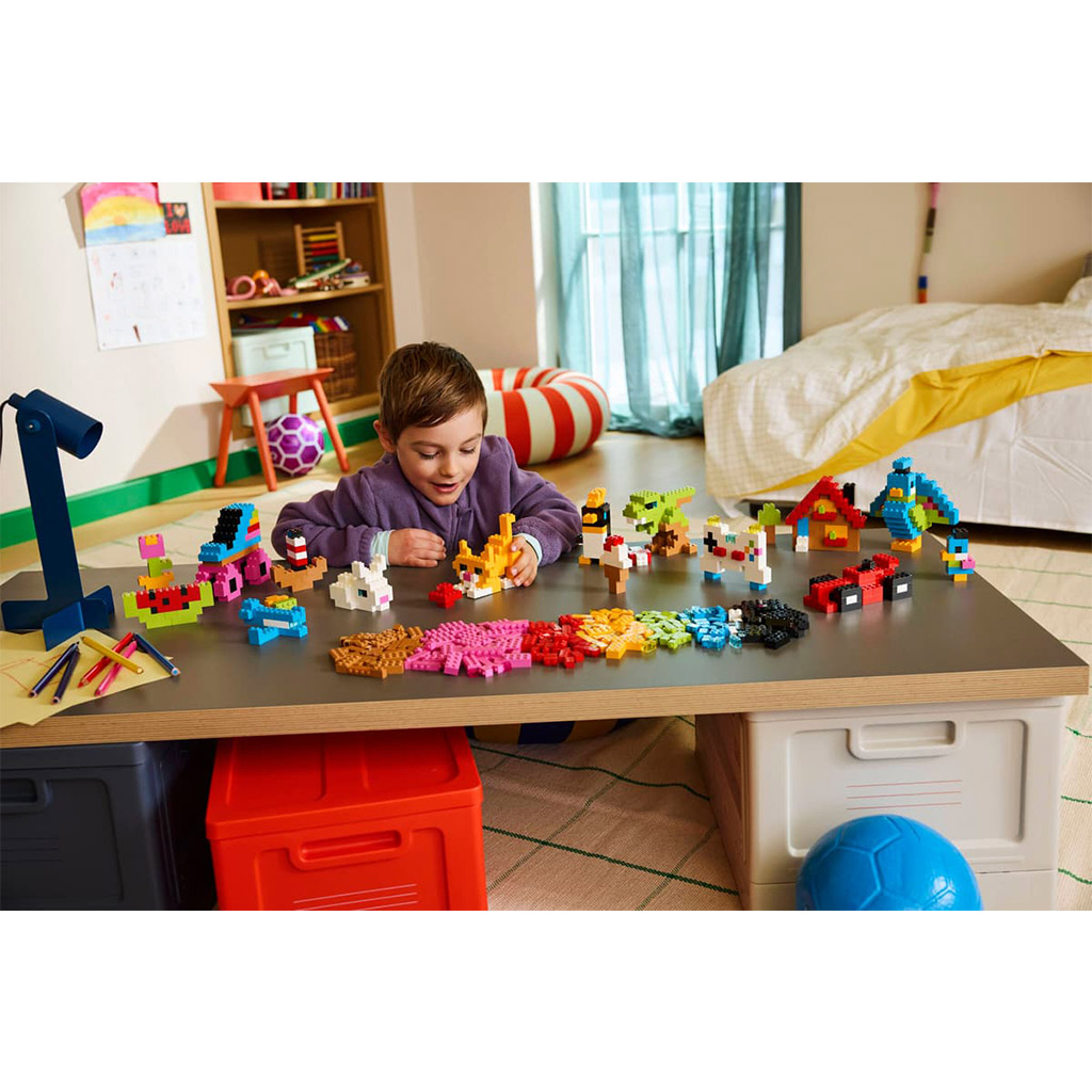 LEGO® Classic: Kolorowe, kreatywne klocki (11045) kép 15