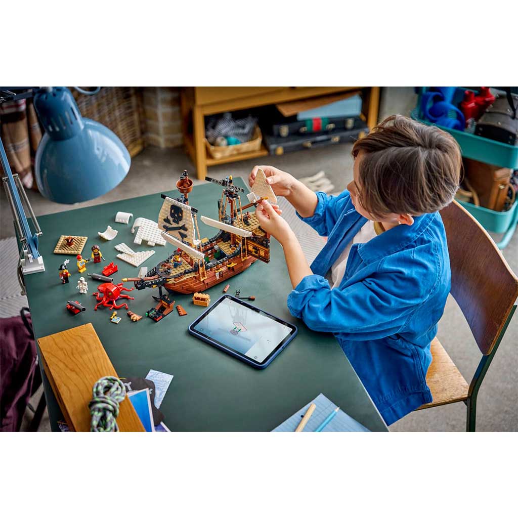 LEGO® Creator: Ikoniczny okręt piracki (31387) kép 7