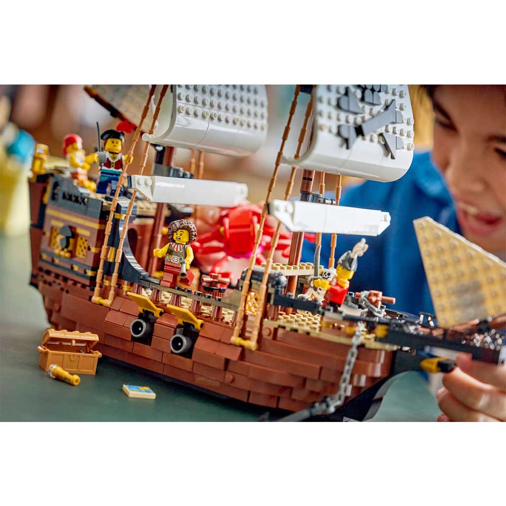 LEGO® Creator: Ikoniczny okręt piracki (31387) kép 8