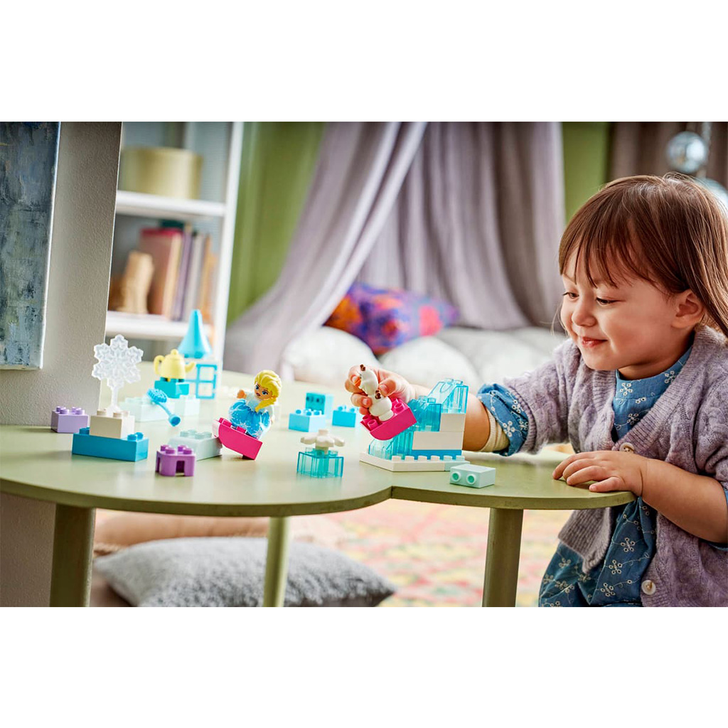 LEGO® DUPLO® Kraina lodu: kreatywne pudełko z figurkami Elsy i Olafa (10462) kép 8