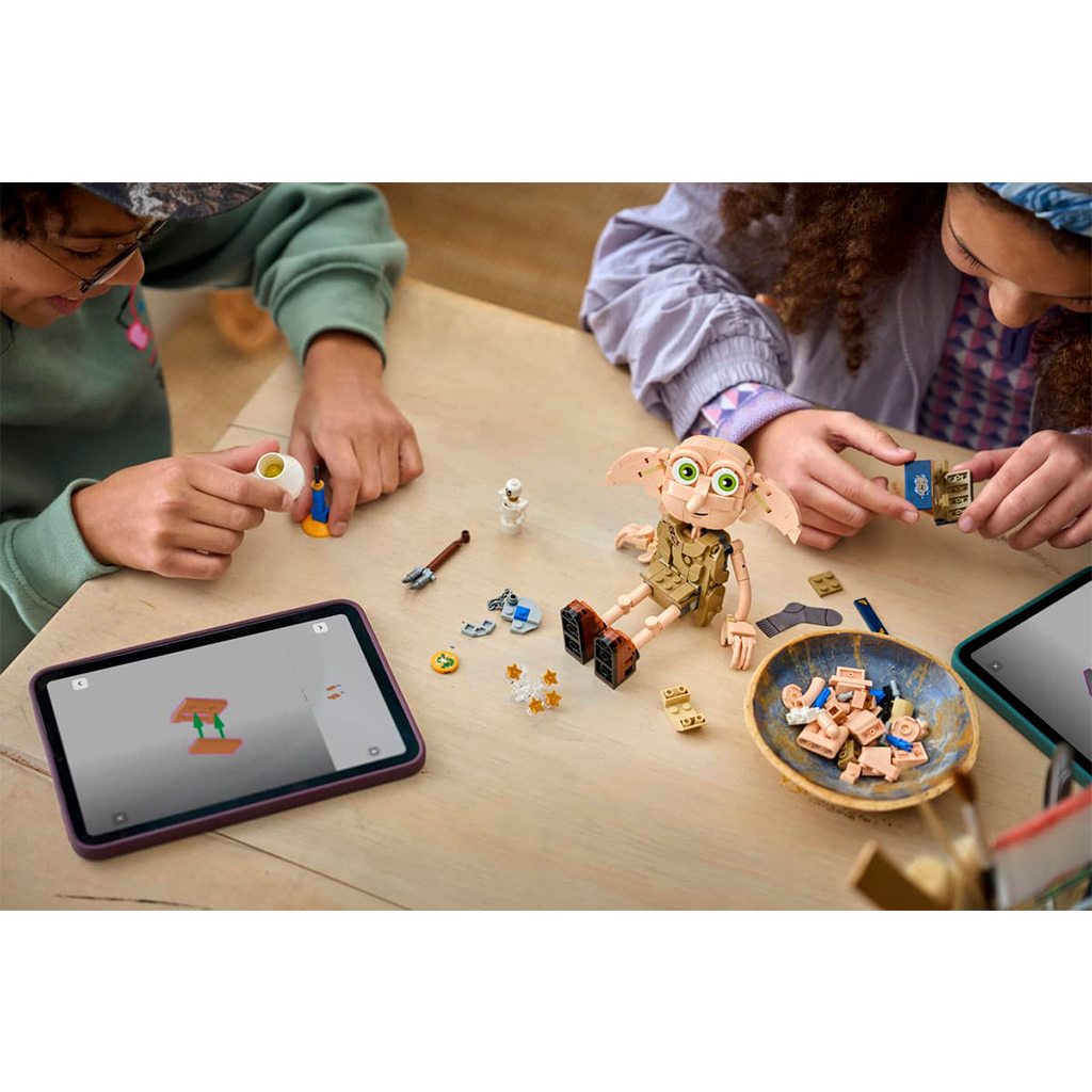 LEGO® Harry Potter™: Dobby™, wolny domowy skrzat (76469) kép 4