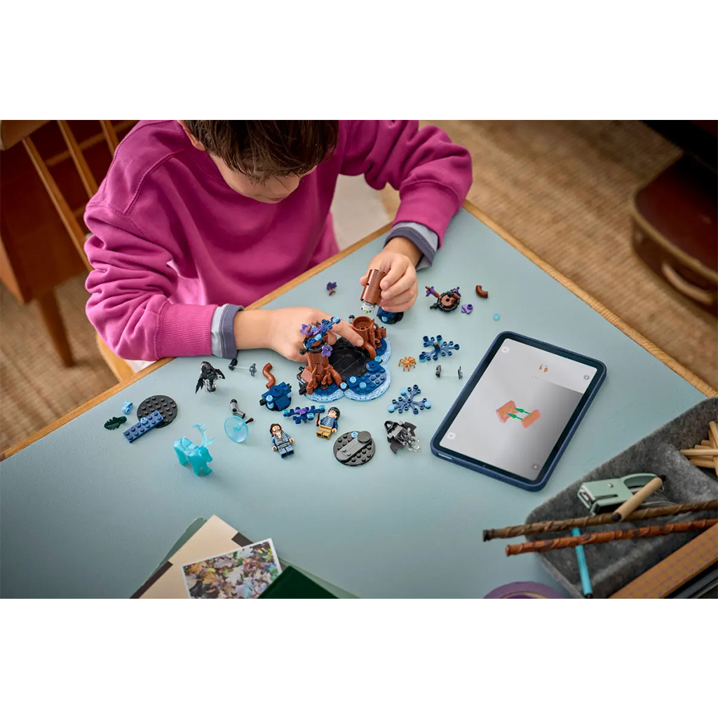 LEGO® Harry Potter™: Zakazany Las: Expecto Patronum (76475) kép 4
