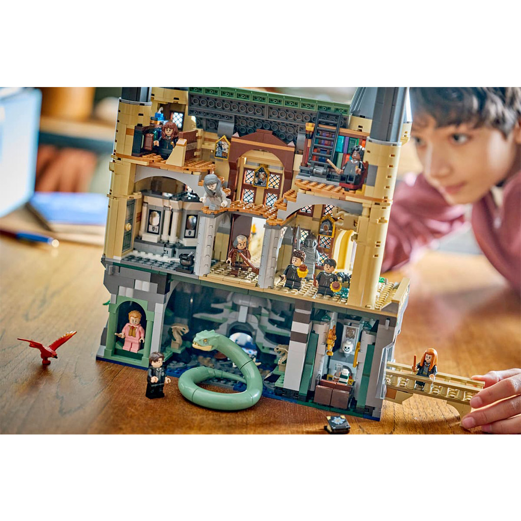 LEGO® Harry Potter™: Zamek Hogwart™: Wschodnie skrzydło (76473) kép 8