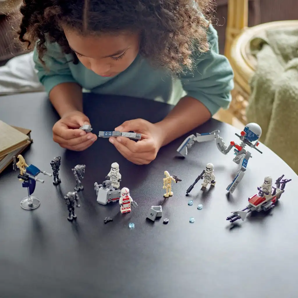 LEGO® Star Wars™: Zestaw bitewny żołnierz-klon™ i droid bojowy™ (75372) kép 4