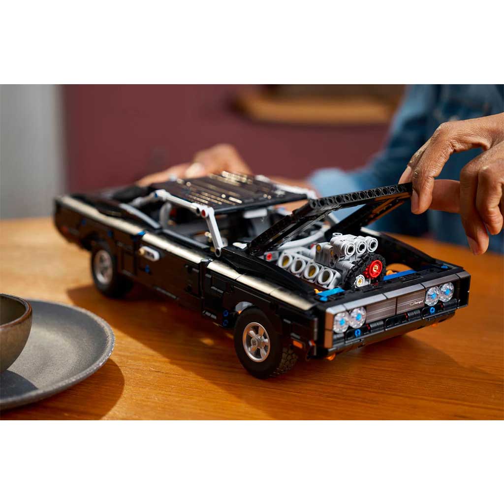 LEGO® Technic: Fast and Furious Dodge Charger R/T samochód (42231) kép 6