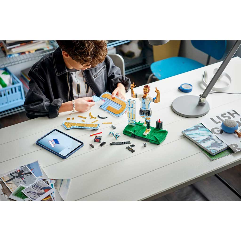 LEGO® Edycje: Lionel Messi – Legenda piłki nożnej (43015) kép 5